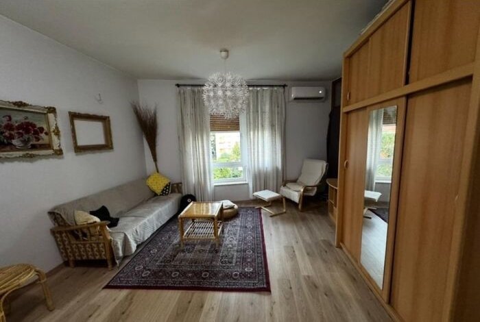 After - Complete Living Area Declutter & Deep Clean